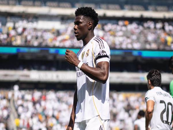 Những trận đấu xuất sắc đáng nhớ nhất của Tchouameni