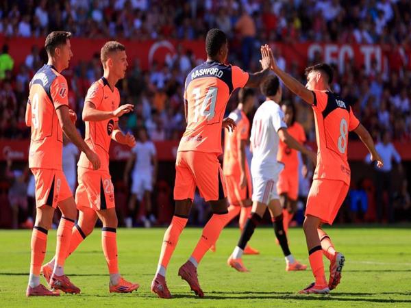 Tin Barcelona 12/10: Nội bộ Barca đang dậy sóng