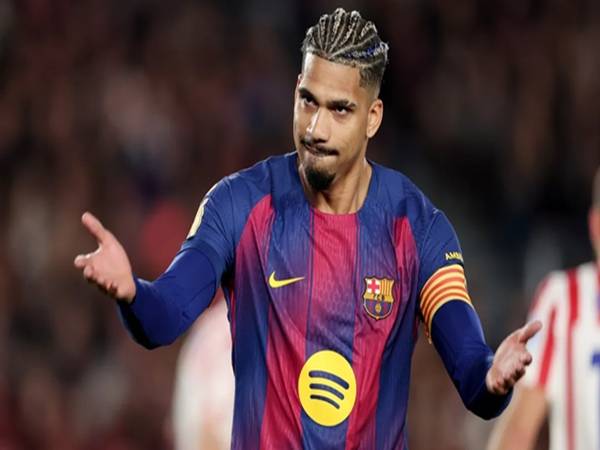 Tin Barca: Ronald Araujo là quân bài chiến lược của Barca