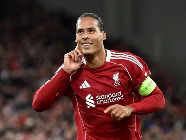 Top hậu vệ Liverpool huyền thoại hay nhất trong lịch sử